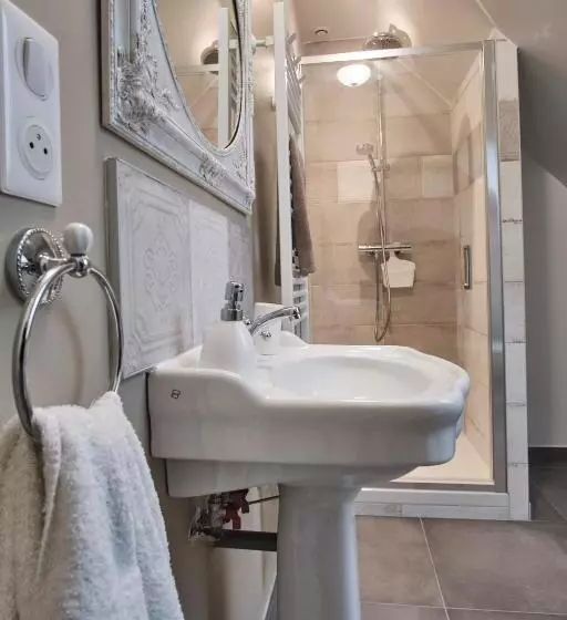 Aamiaismajoitus (B&B) A L'ombre Des Pommiers