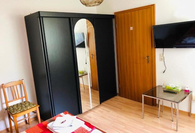 هتل Gasthaus Blume