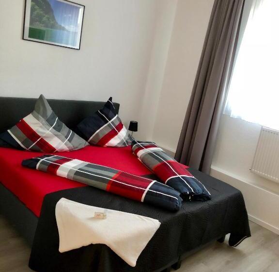 ペンション Haus Estrella