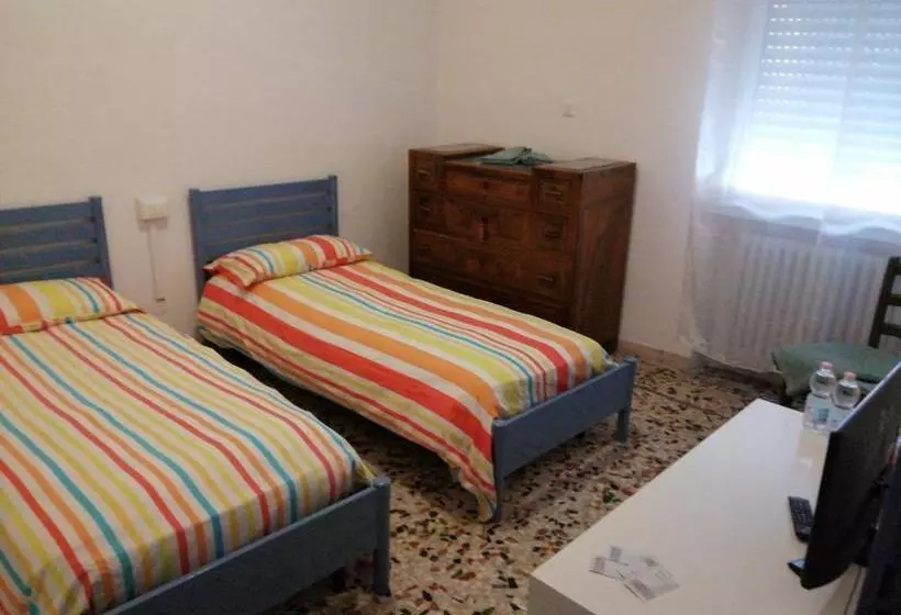 هاستل Affittacamere Fiore