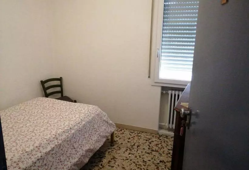 هاستل Affittacamere Fiore