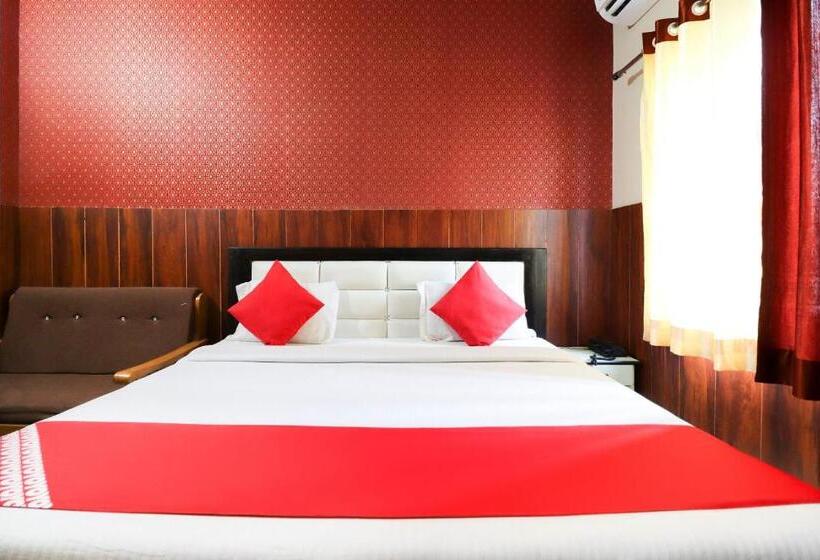 Oyo 35382 Hotel Moon Light