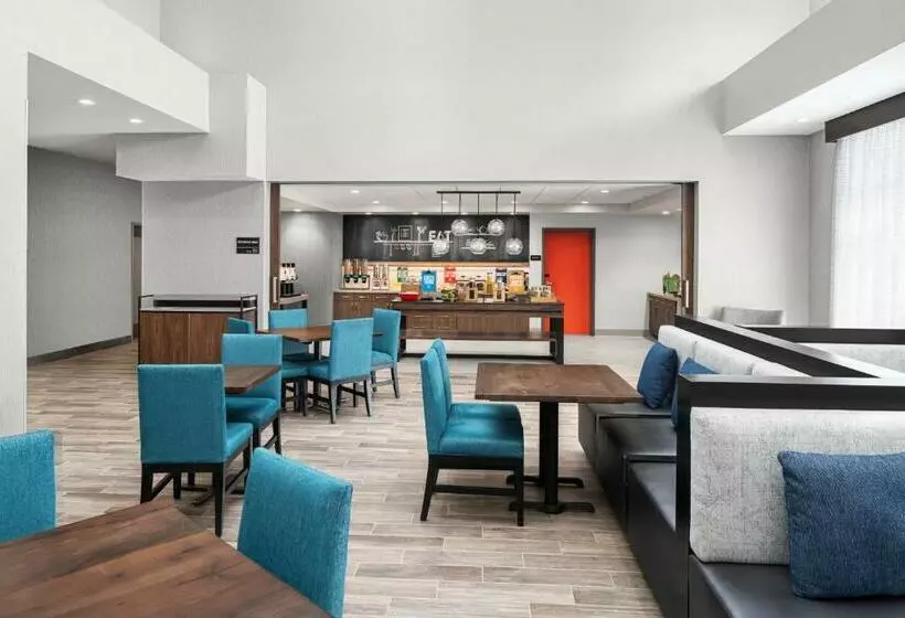 هتل Hampton Inn & Suites Bridgeview Chicago