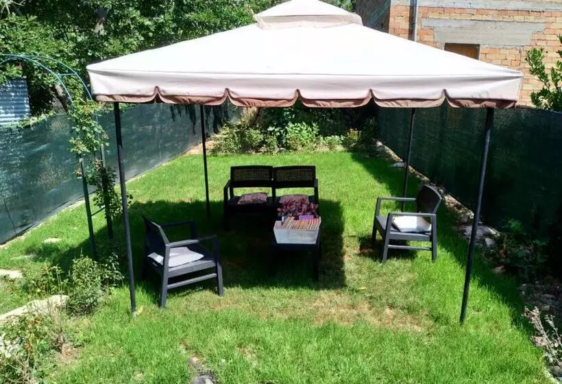 ベッドアンドブレックファースト L'angolo Fiorito