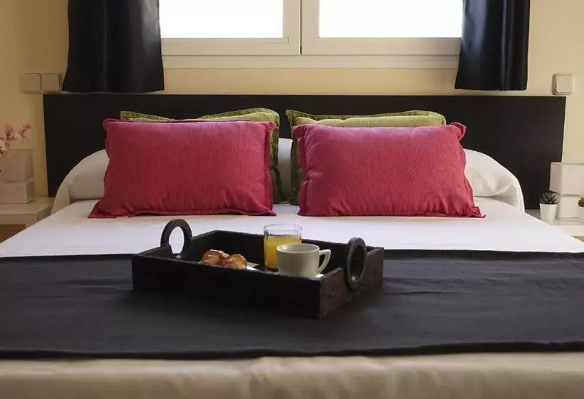 Hotel On Borox