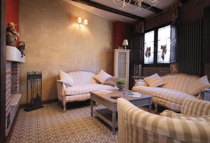 호텔 Rural La Tenada