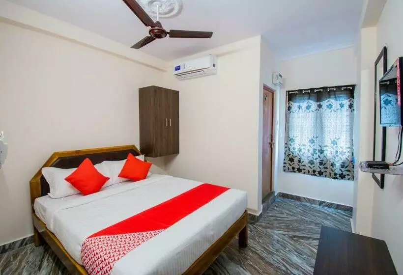 Super Hotel O Adarsh Nagar Near Kavya Hospital