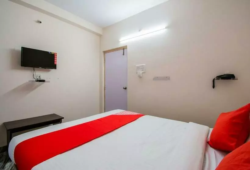 Super Hotel O Adarsh Nagar Near Kavya Hospital