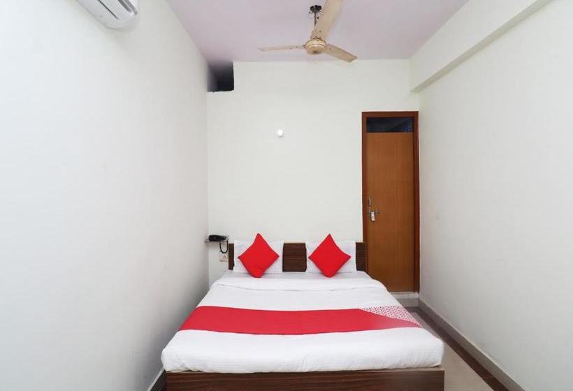 Oyo 30907 Hotel Dwaper Grand