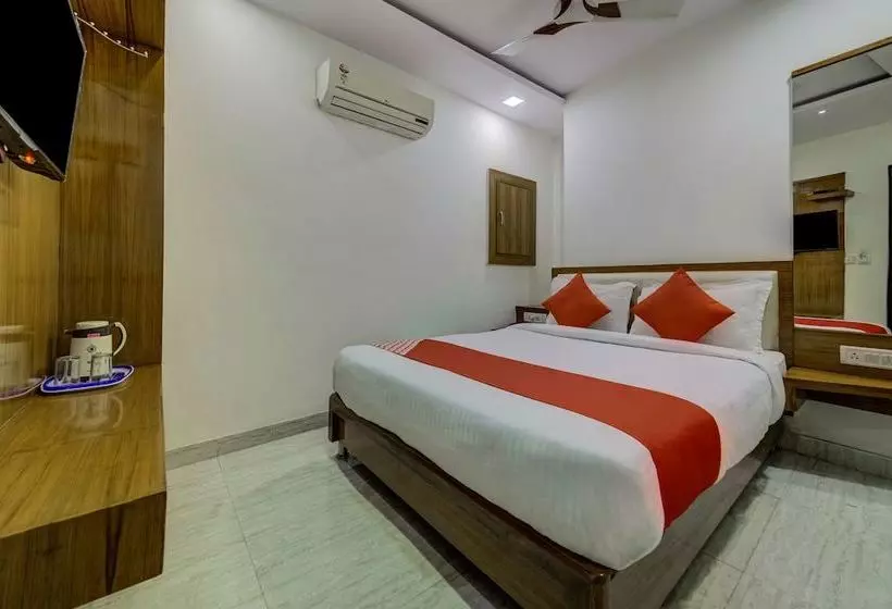 Oyo 35359 Hotel Victoria Dx