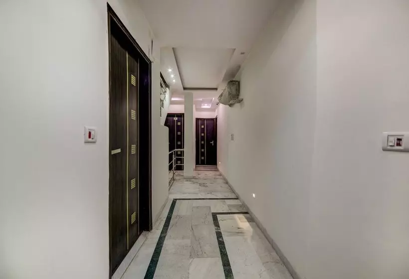 Oyo 35359 Hotel Victoria Dx