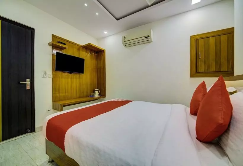 Oyo 35359 Hotel Victoria Dx