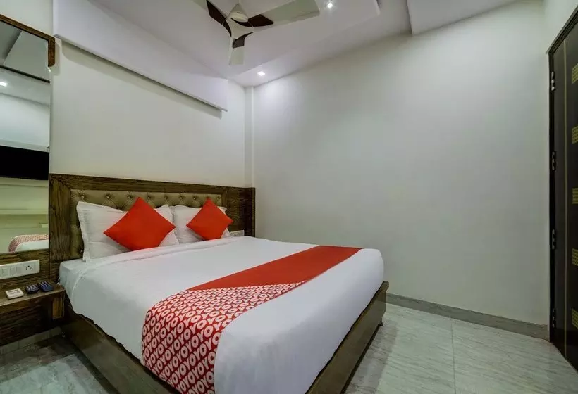 Oyo 35359 Hotel Victoria Dx
