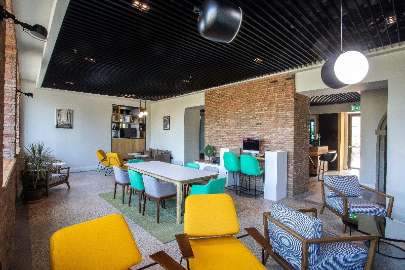 هتل Holiday Inn Telavi, An Ihg