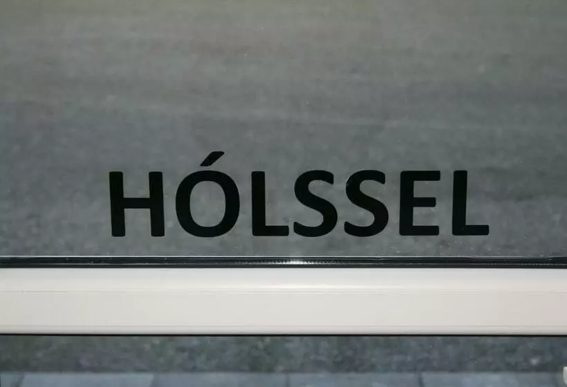 هتل Holssel Road 864
