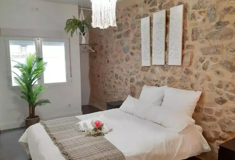 پانسیون Ananda Beach Rooms