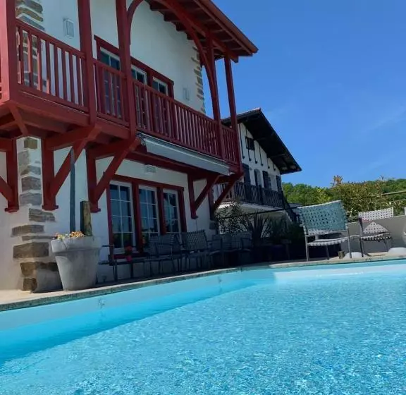 Aamiaismajoitus (B&B) Maxana