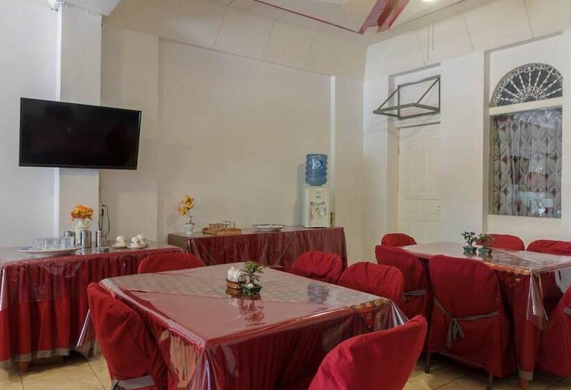 בית מלון כפרי Reddoorz Syariah Near Universitas Negeri Padang