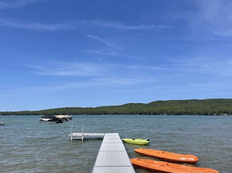 فندق على الطريق Maple Lane Empire