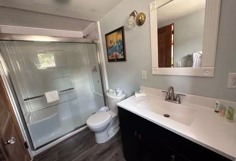 Motelli Maple Lane Empire