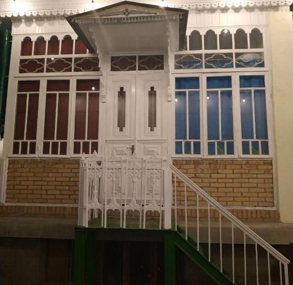 Pensionat World Guest House