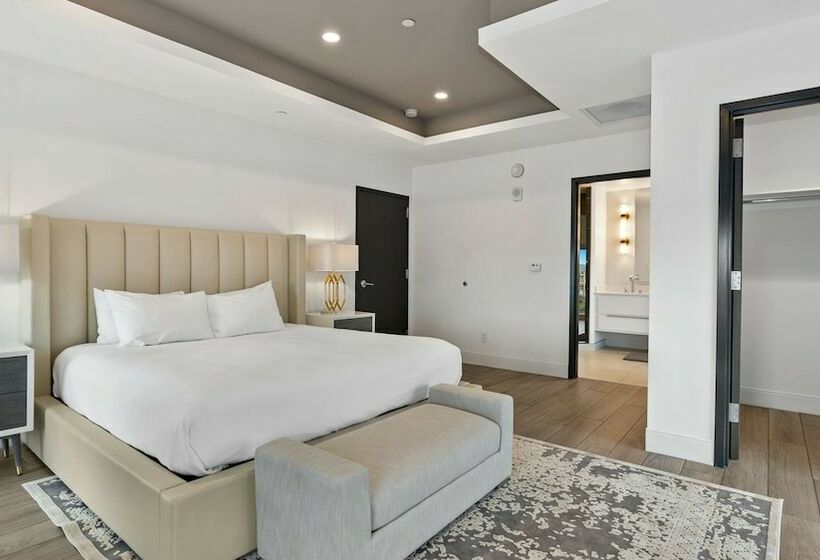 فندق Embassy Suites By Hilton Knoxville Downtown