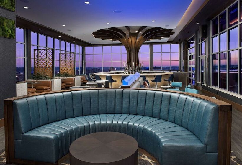 فندق Embassy Suites By Hilton Knoxville Downtown