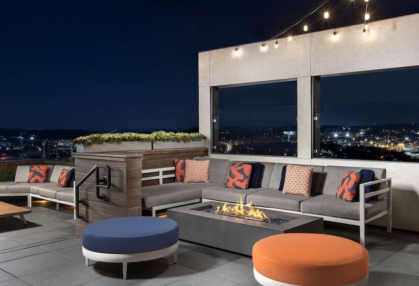 فندق Embassy Suites By Hilton Knoxville Downtown