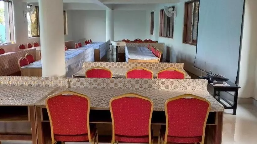 Hôtel Discovery Courts