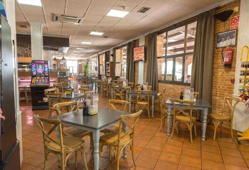 Отель Restaurante La Sima