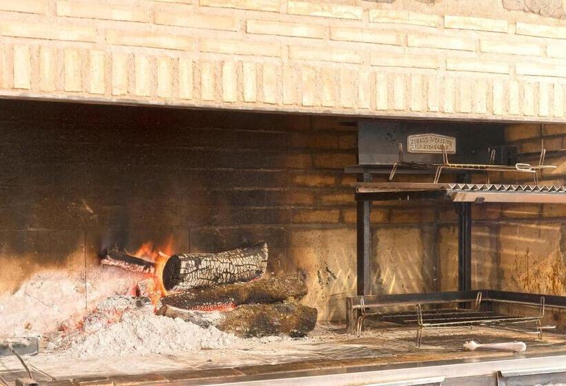 Отель Restaurante La Sima