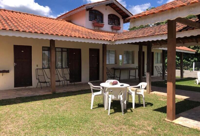 펜션 Chacara Papagaios