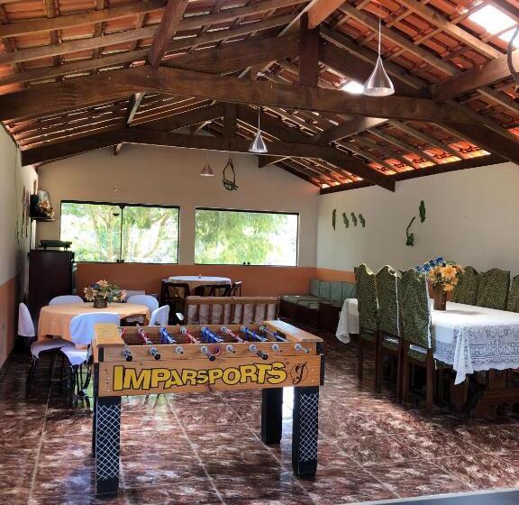 펜션 Chacara Papagaios