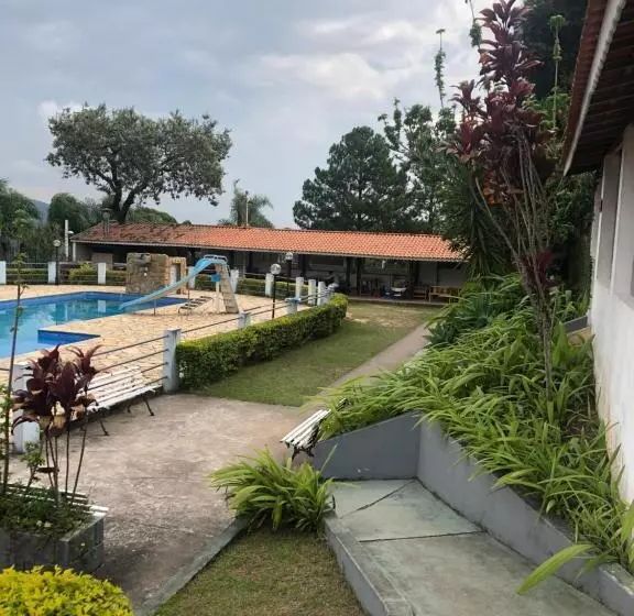 ペンション Chacara Papagaios