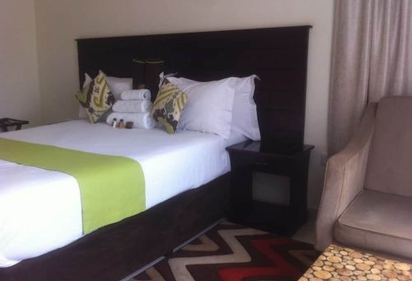 پانسیون Cycad Palm Guest House