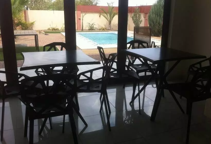 پانسیون Cycad Palm Guest House