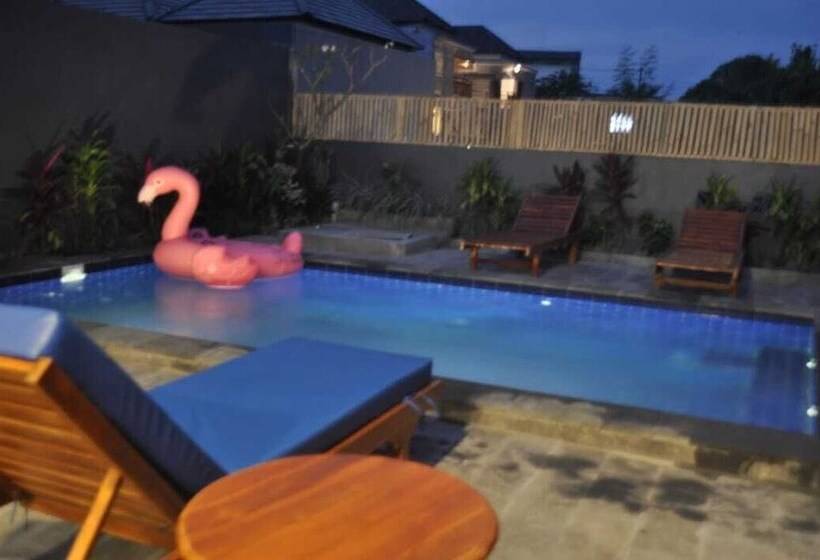 استراحتگاه The Lonceng Canggu