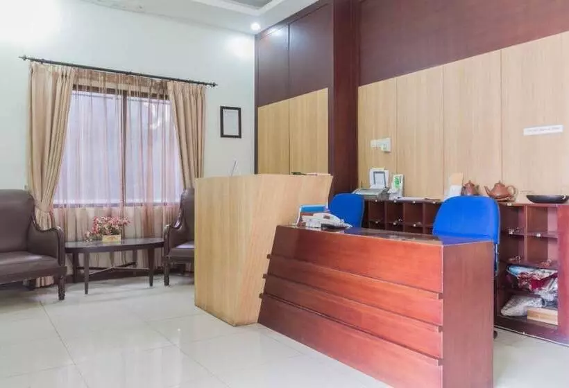 Hotelli Reddoorz @ Cikutra 3