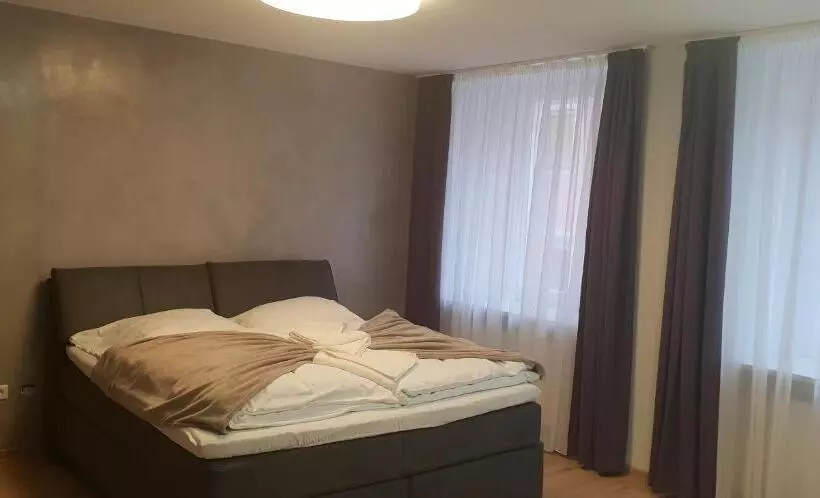 Hotel Giamas