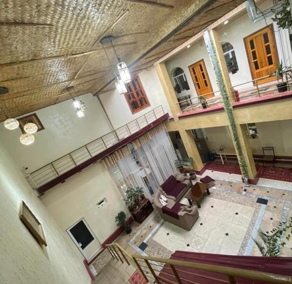 پانسیون Al Mansur