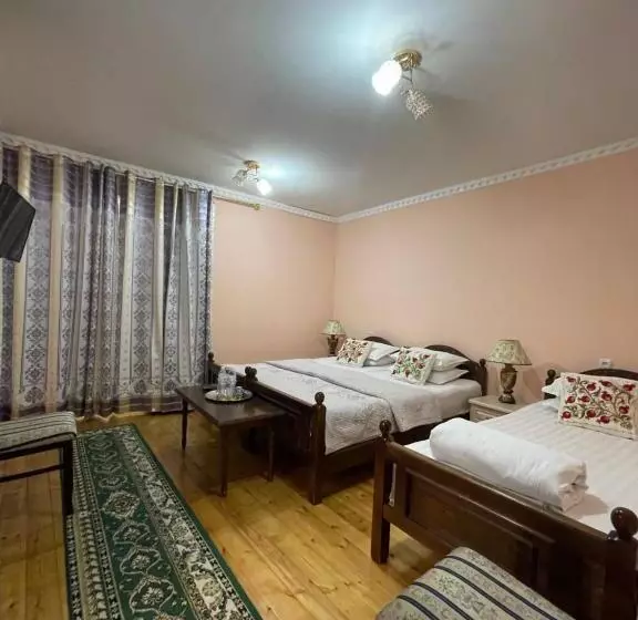 پانسیون Al Mansur