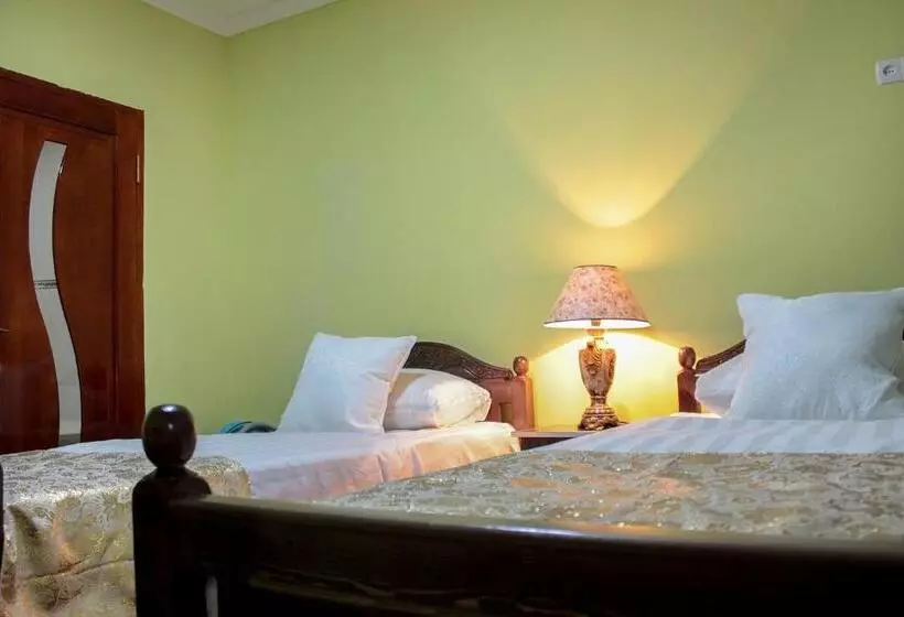 پانسیون Al Mansur