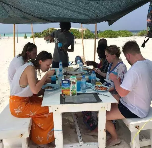 پانسیون Vilu Thari Inn Maldives