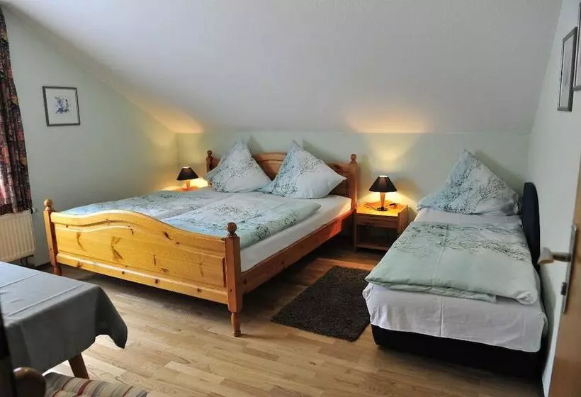 Pension Holzapfel