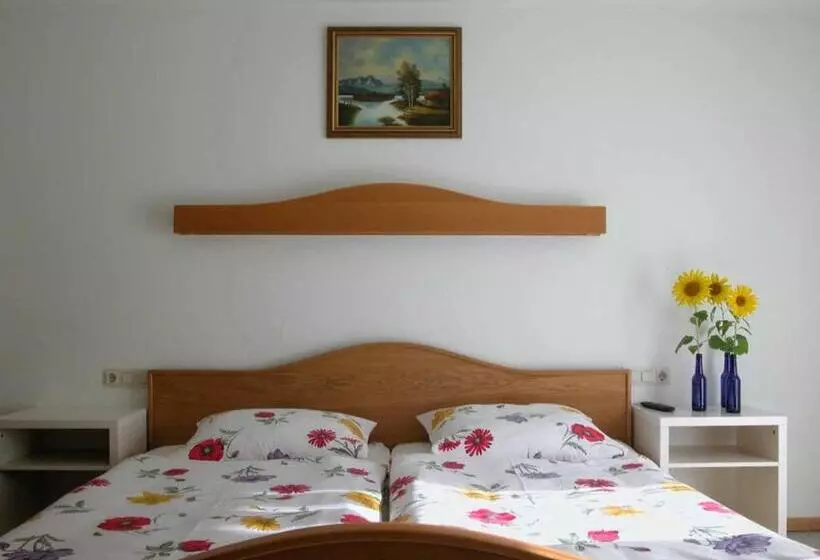 Pension Holzapfel