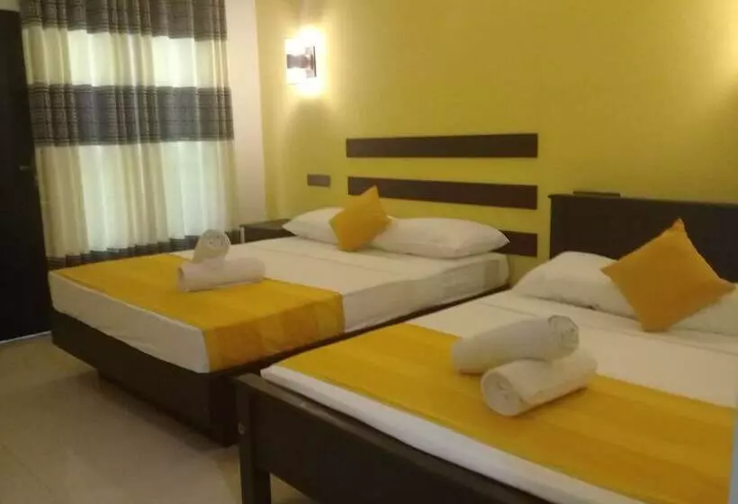 ベッドアンドブレックファースト Amron Resort Sigiriya