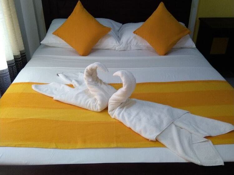 Bed and Breakfast Amron Resort Sigiriya