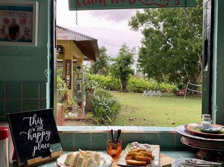 تختخواب و صبحانه Campito Loving