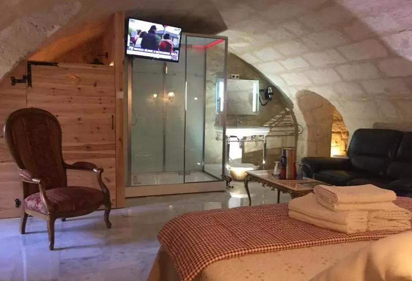 تختخواب و صبحانه La Cave Voutée Sauna & Hammam