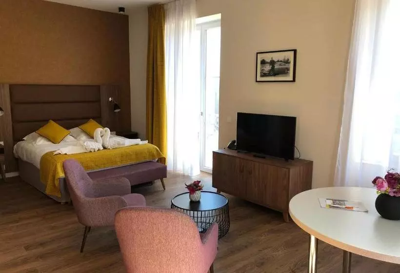 ホテル Domitys  Le Manoir